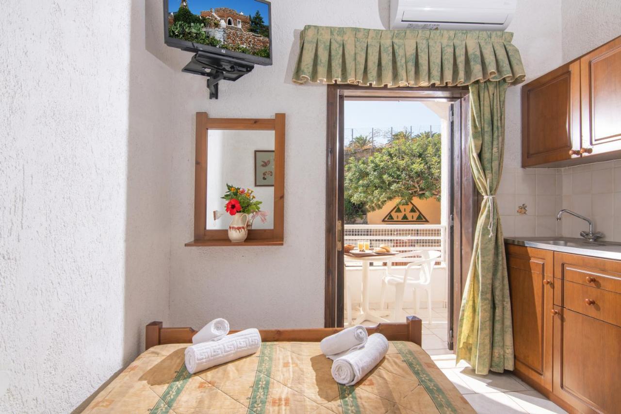 Iliostasi Beach Apartments Херсонисос Екстериор снимка