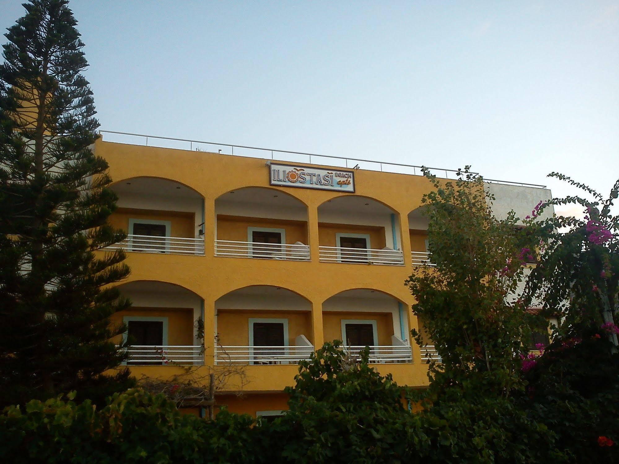 Iliostasi Beach Apartments Херсонисос Екстериор снимка